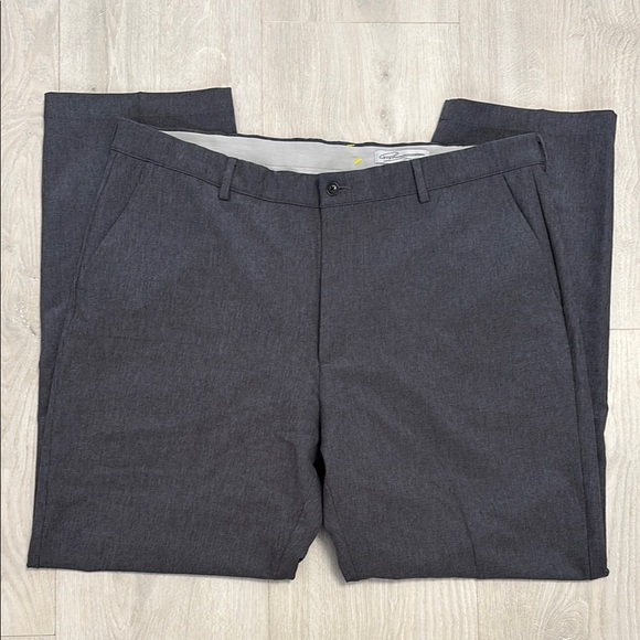 🔥BUNDLESALE Mens 40/32 Greg Norman Collection Performance Golf Pants Chinos NWOT - Picture 1 of 4